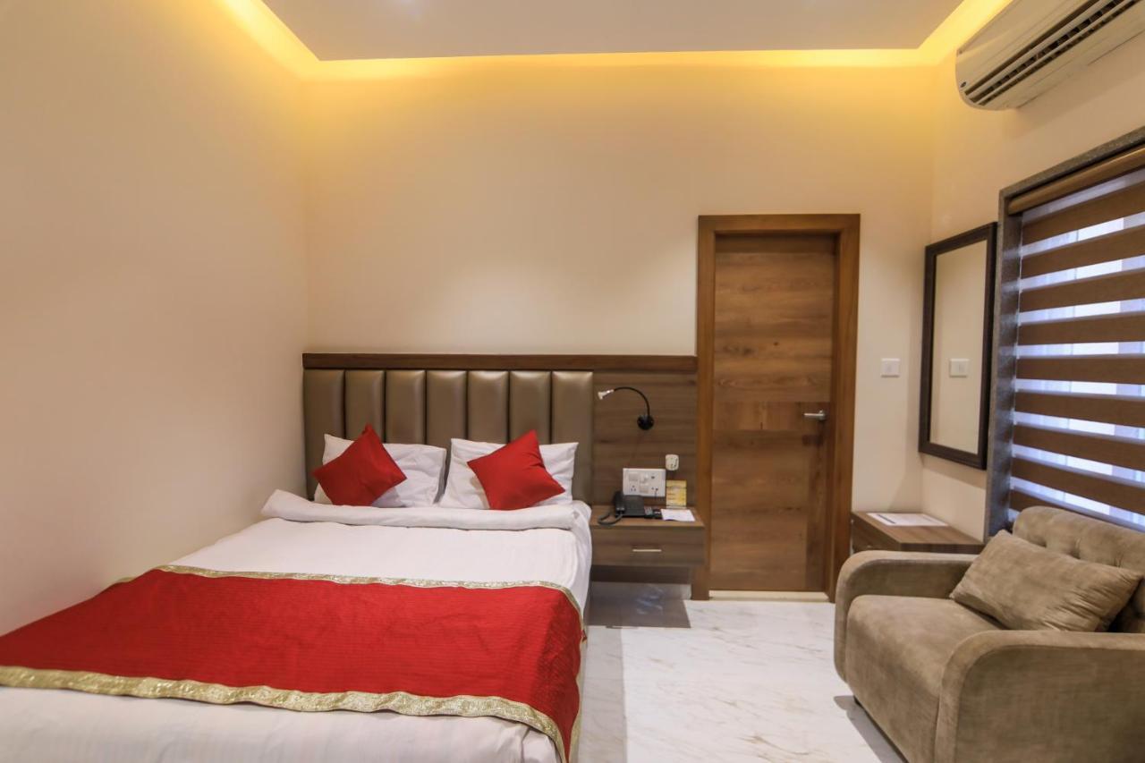 Vashishth Guest House Ришикеш Экстерьер фото