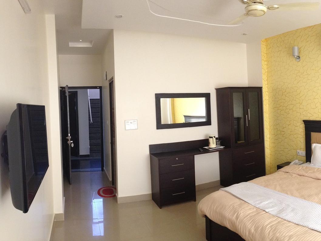 Vashishth Guest House Ришикеш Экстерьер фото